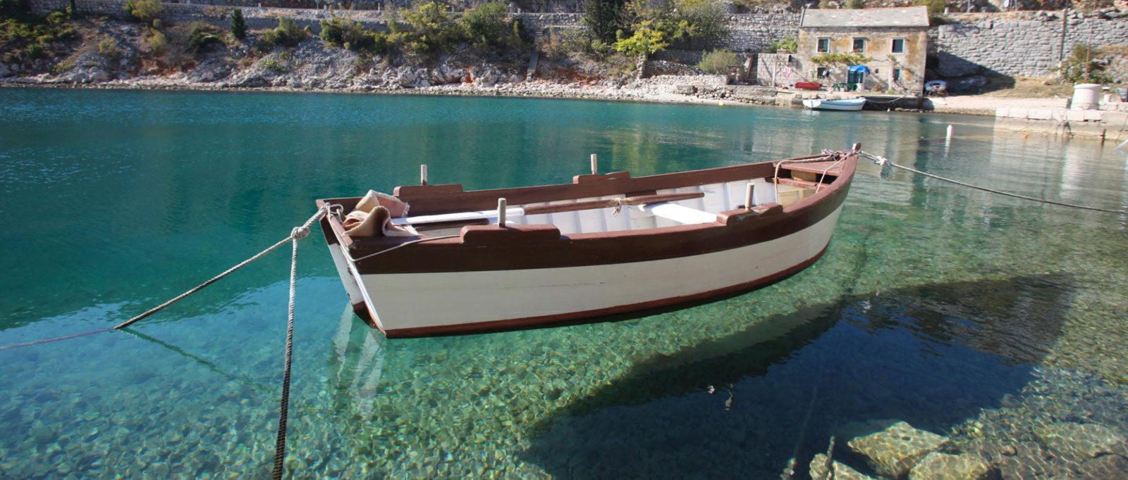 slider-floating-boat