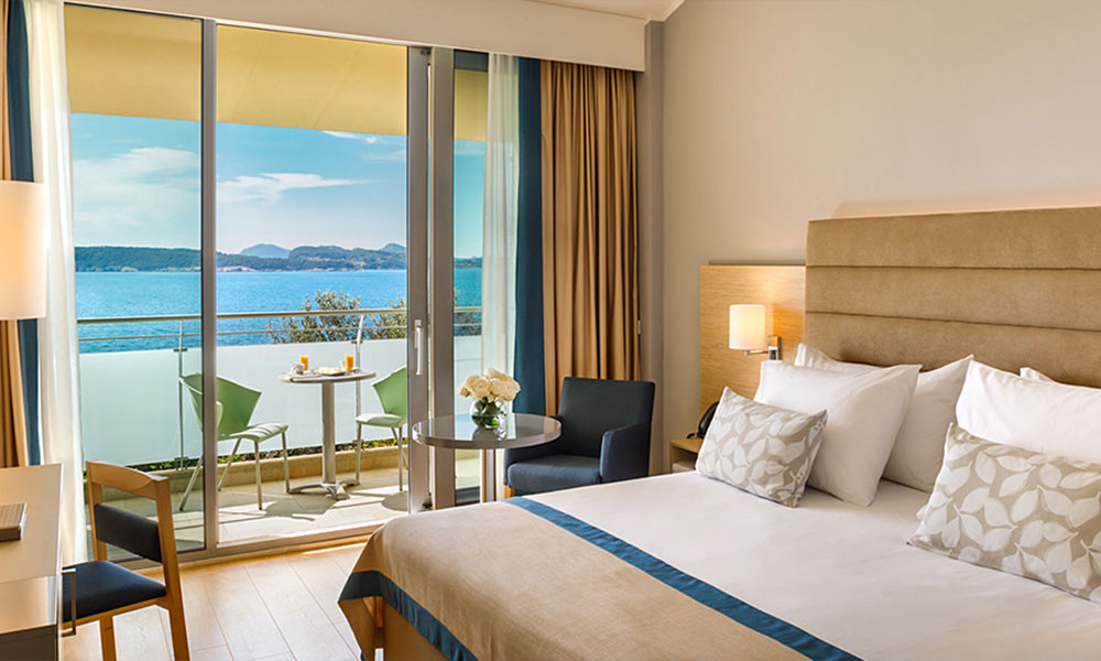 05-valamar-argosy-hotel-superior-room-seaside-overview